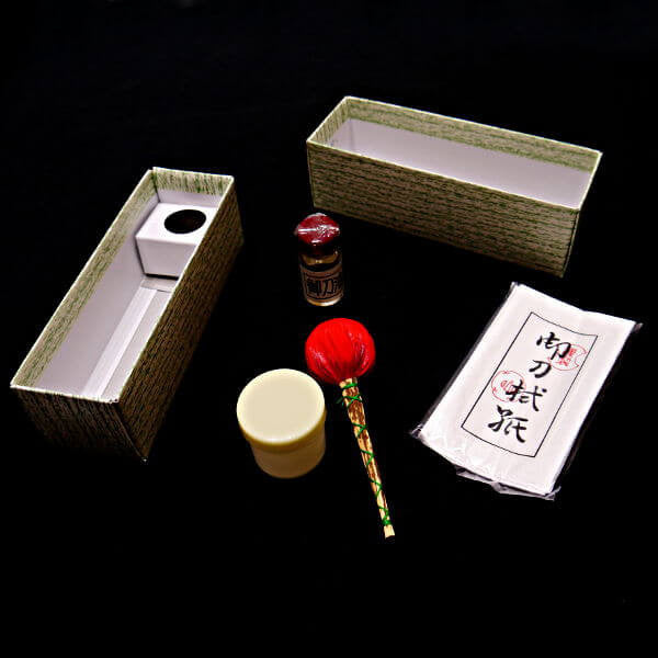 真剣・居合刀用 手入れ具セット｜御刀(丁子)油・打粉・拭い紙｜純日本